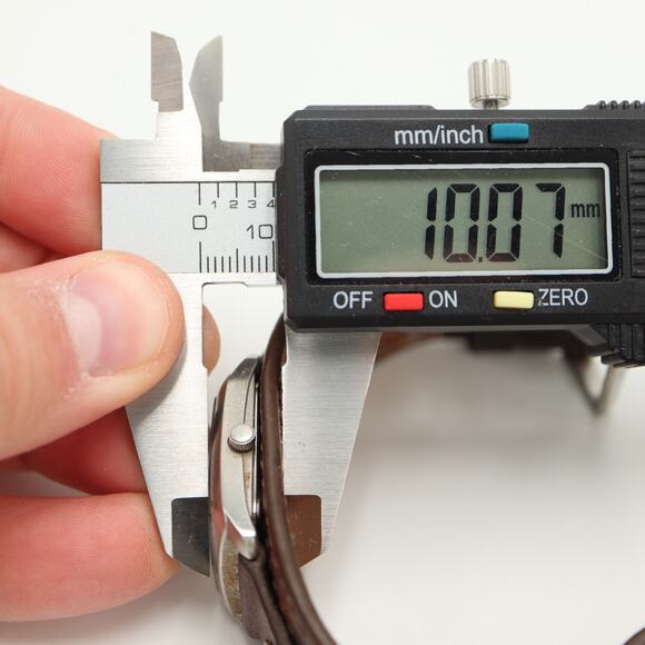 Vintage Fossil Y2K Blue Square 26mm Date Dial Watch Brown Leather w New Battery - Picture 3 of 12